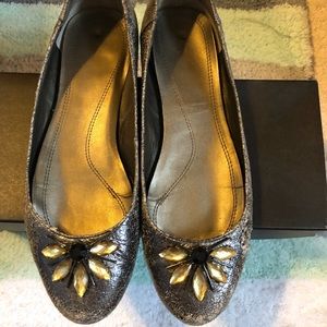 Tahari silver embellished flats